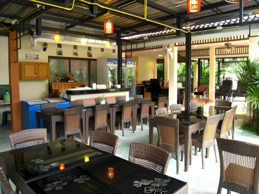 Nattha Waree Hot Spring Resort And Spa Ban Nua Khlong Exteriör bild