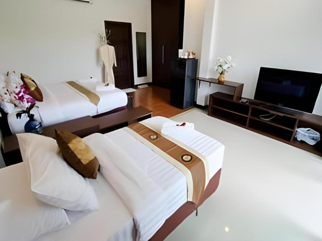 Nattha Waree Hot Spring Resort And Spa Ban Nua Khlong Exteriör bild