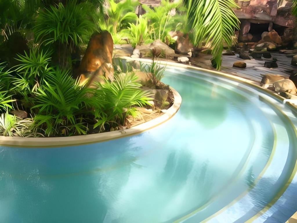 Nattha Waree Hot Spring Resort And Spa Ban Nua Khlong Exteriör bild