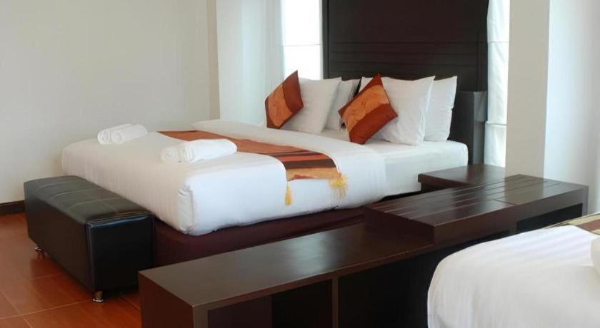 Nattha Waree Hot Spring Resort And Spa Ban Nua Khlong Exteriör bild