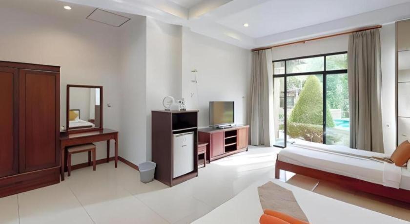 Nattha Waree Hot Spring Resort And Spa Ban Nua Khlong Exteriör bild
