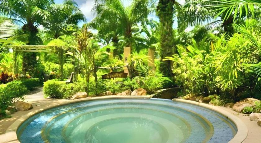 Nattha Waree Hot Spring Resort And Spa Ban Nua Khlong Exteriör bild