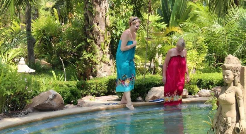 Nattha Waree Hot Spring Resort And Spa Ban Nua Khlong Exteriör bild