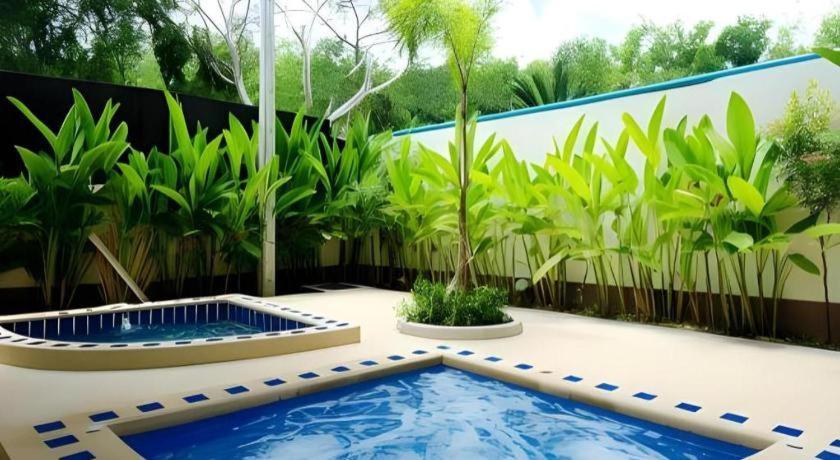 Nattha Waree Hot Spring Resort And Spa Ban Nua Khlong Exteriör bild