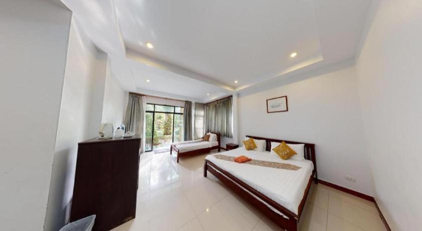 Nattha Waree Hot Spring Resort And Spa Ban Nua Khlong Exteriör bild