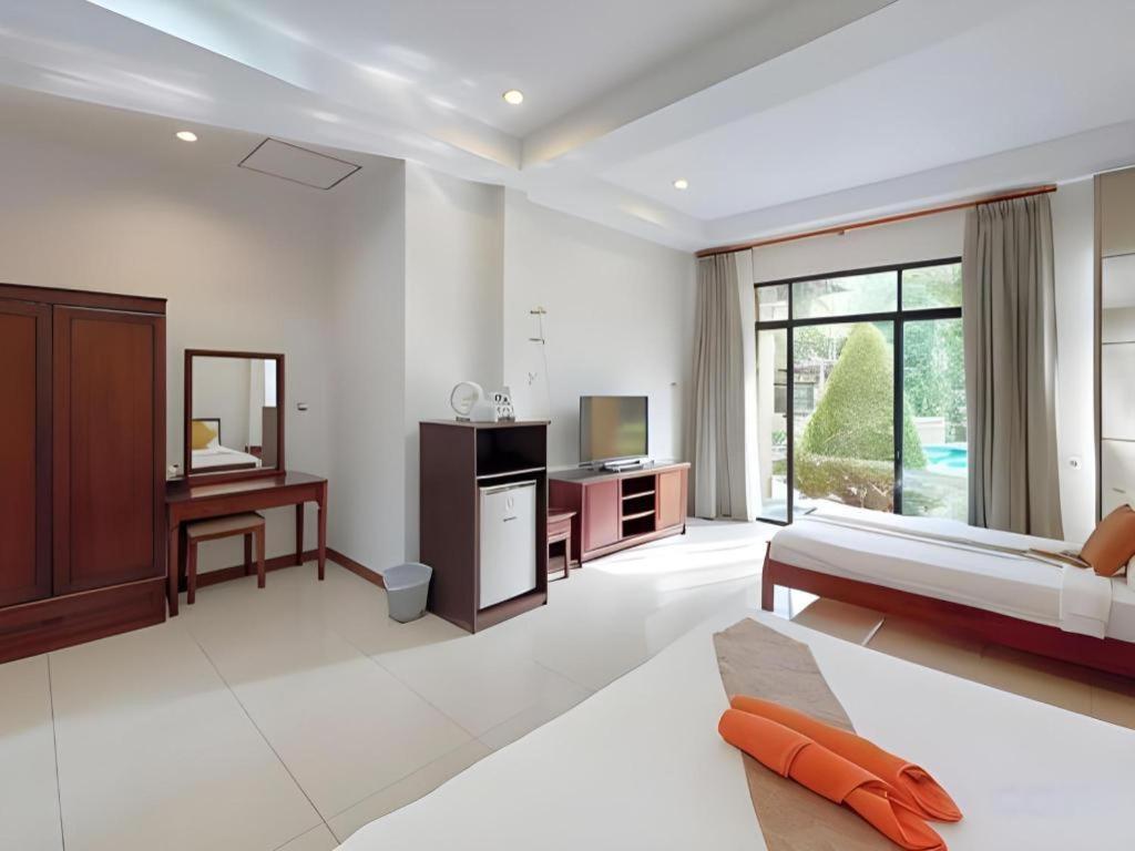 Nattha Waree Hot Spring Resort And Spa Ban Nua Khlong Exteriör bild